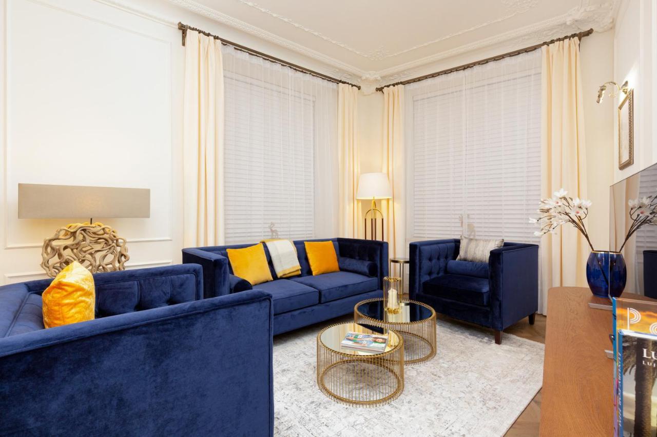 Royal Apartment Kopernika By Renters Prestige Warsaw Exterior photo