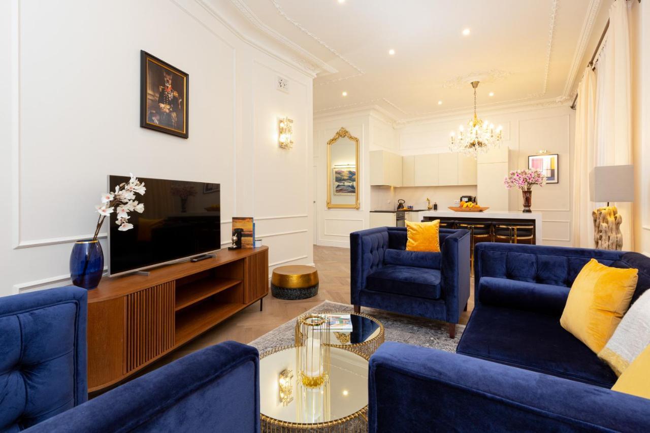 Royal Apartment Kopernika By Renters Prestige Warsaw Exterior photo